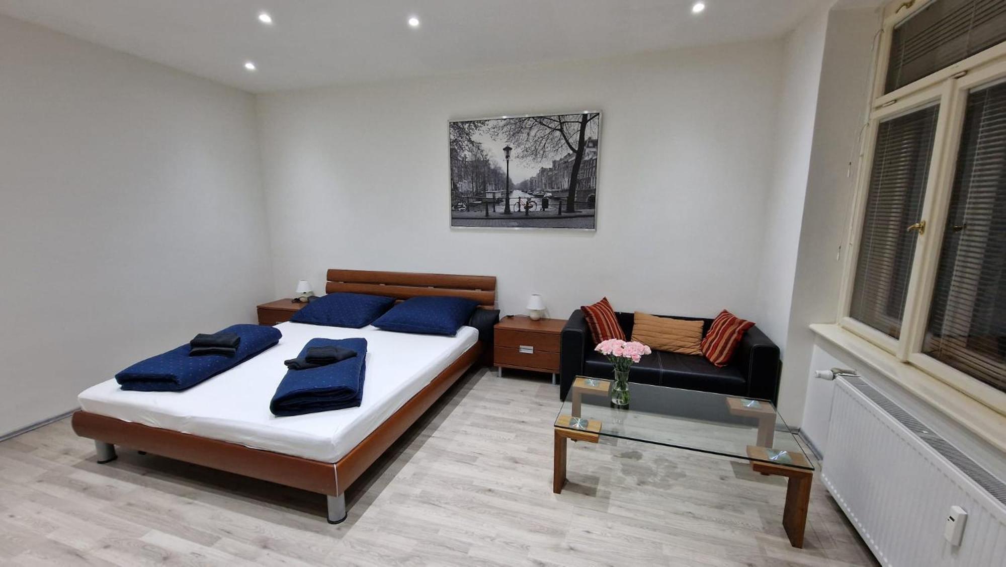 Apartment Flora - Late Check-Out At Noon 12 O Clock For Free براتسيلافا المظهر الخارجي الصورة