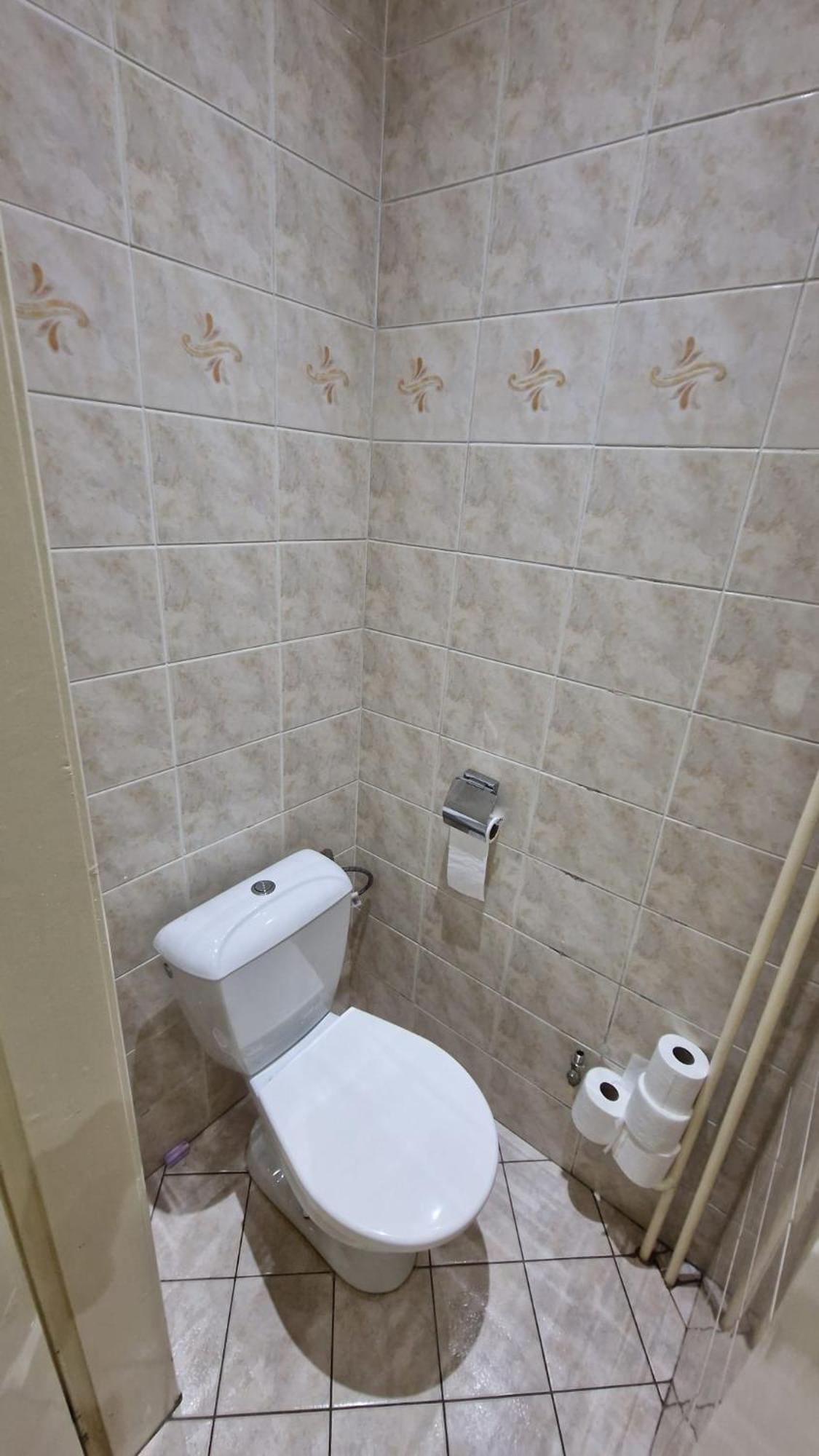 Apartment Flora - Late Check-Out At Noon 12 O Clock For Free براتسيلافا المظهر الخارجي الصورة