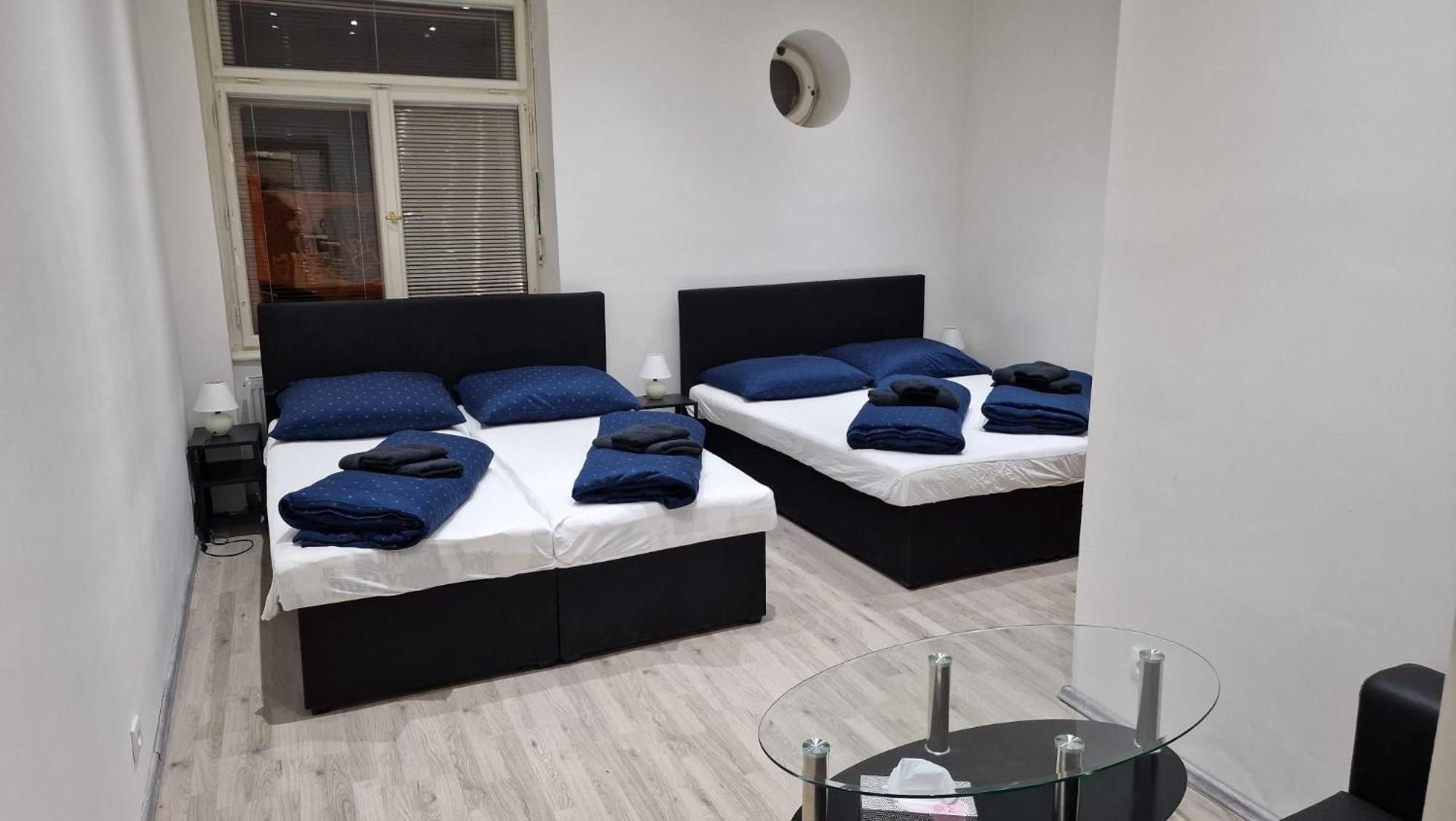 Apartment Flora - Late Check-Out At Noon 12 O Clock For Free براتسيلافا المظهر الخارجي الصورة